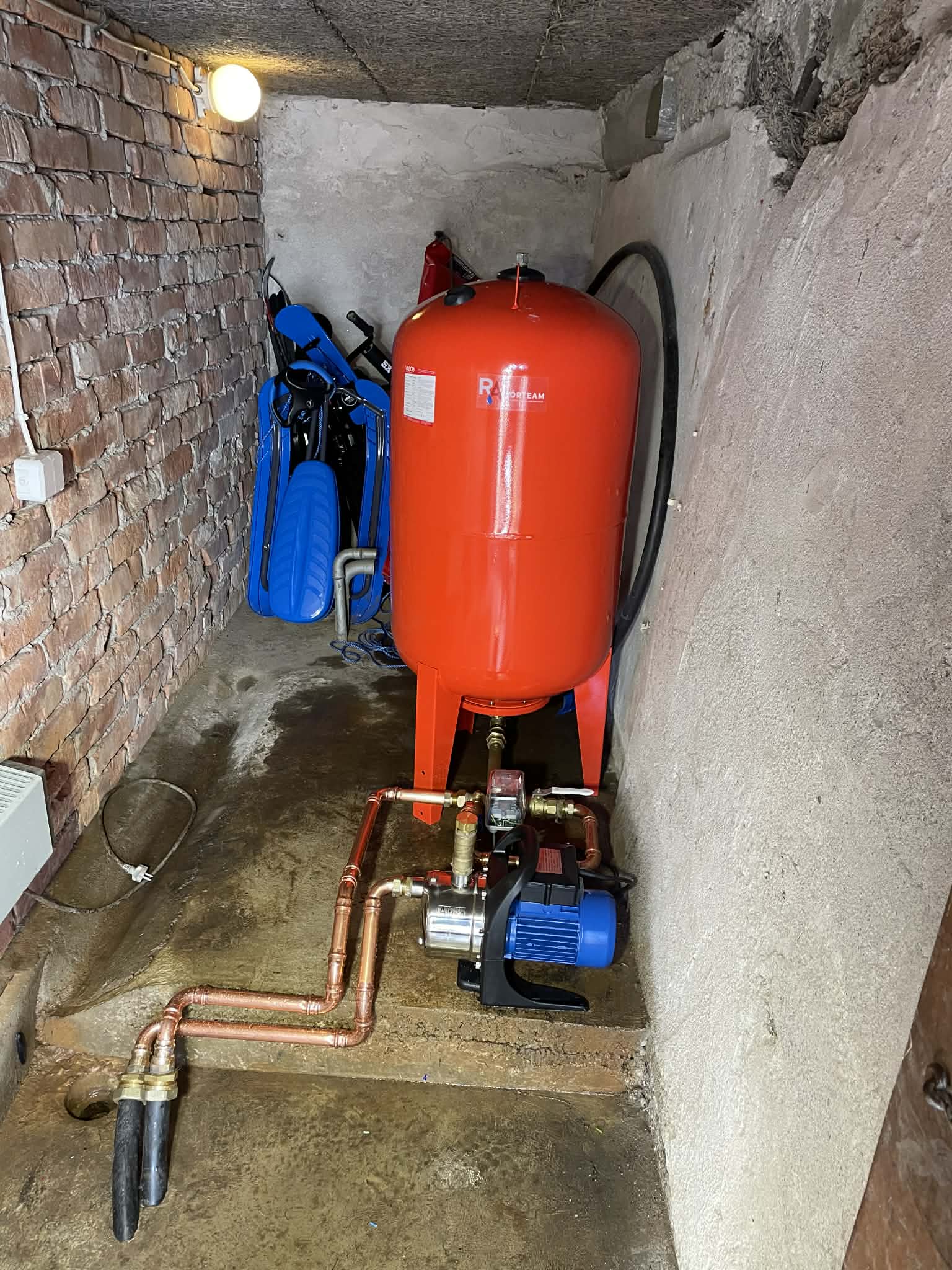 Djupbrunnspump hydropress installation Uppsala